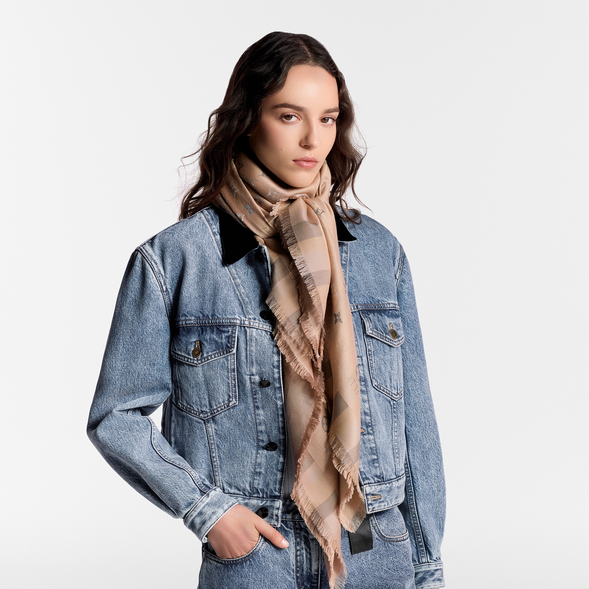 So Shine Monogram Shawl - Luxury S00 Beige | LOUIS VUITTON